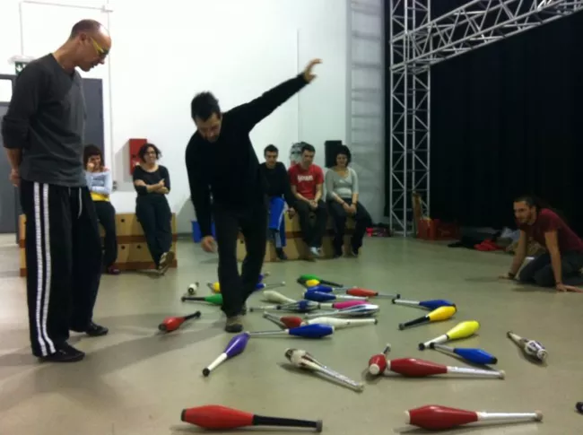 Tomasso Negri va impartir  el curs "El joc del circ" a l'edició de 2012 del cicle